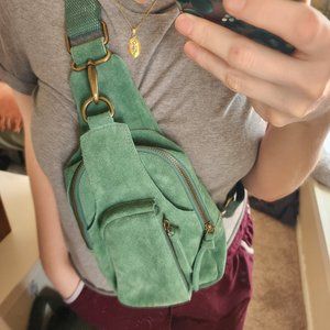 Hudson Sling Bag